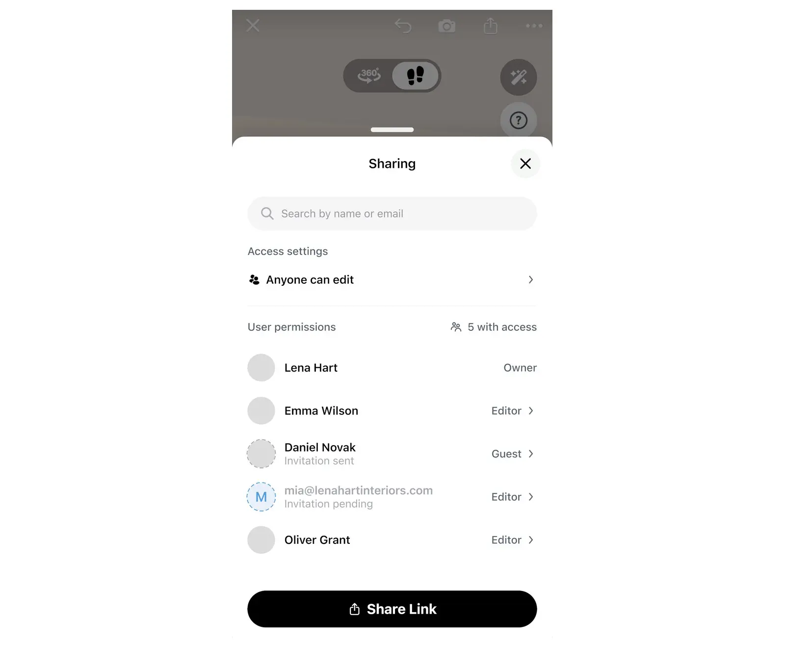 The Sharing window with the people who have access and the Share Link button